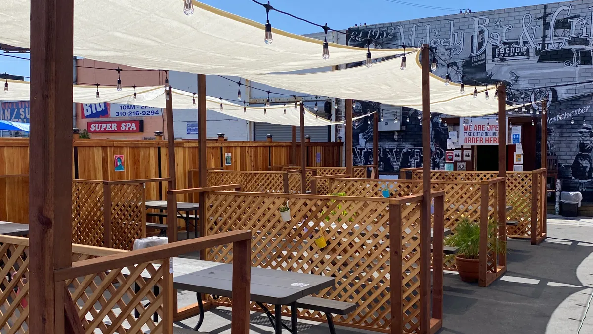 Covered outdoor patio rental near LAX